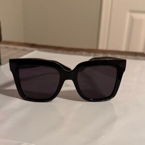 SOLD: Quay Australia Black Oversized Sunglasses